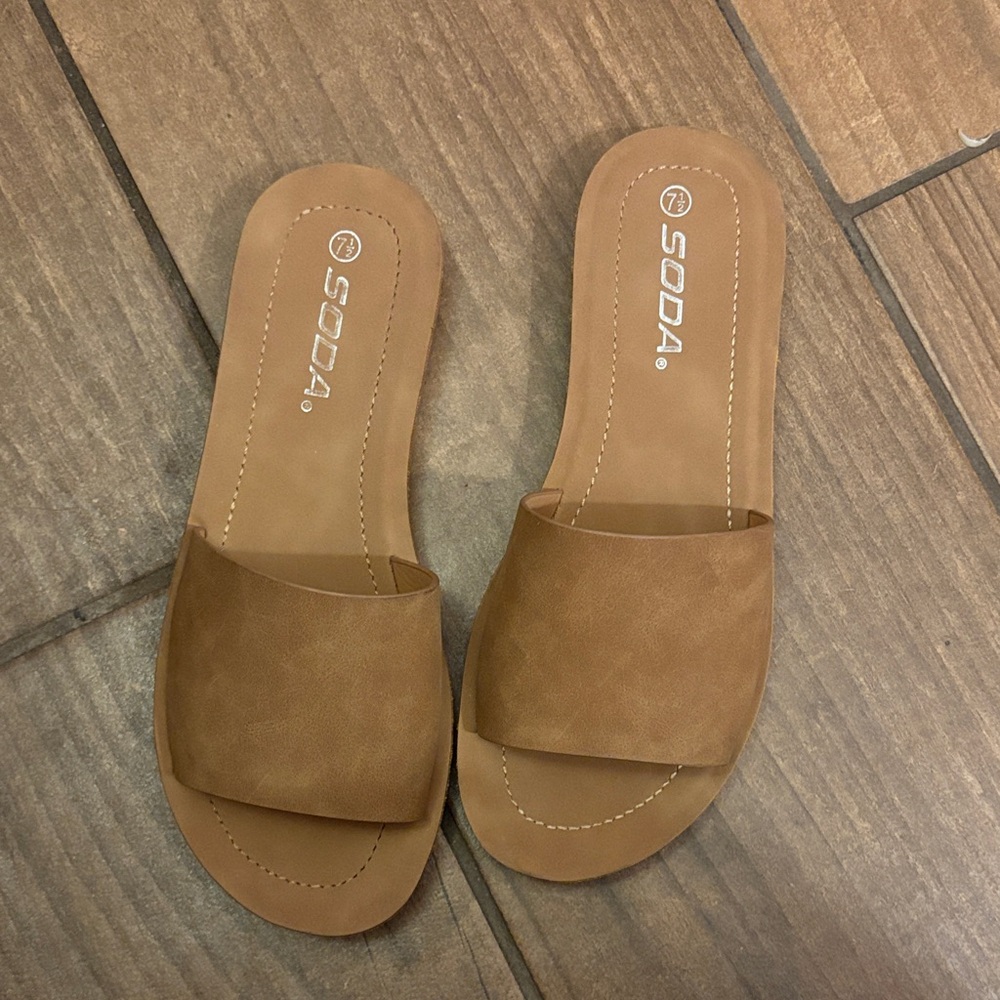 Soda Women's Brown Slide Sandals